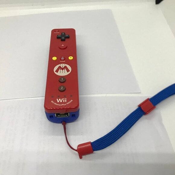Nintendo Wii Super Mario Remote controller tested and working - Picture 2 of 5